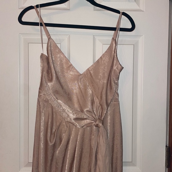 Baltic Born Sleevless Shimmering Blush Dress Large NWT - Picture 2 of 4